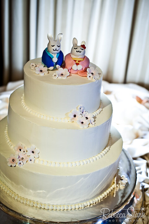 cake topper